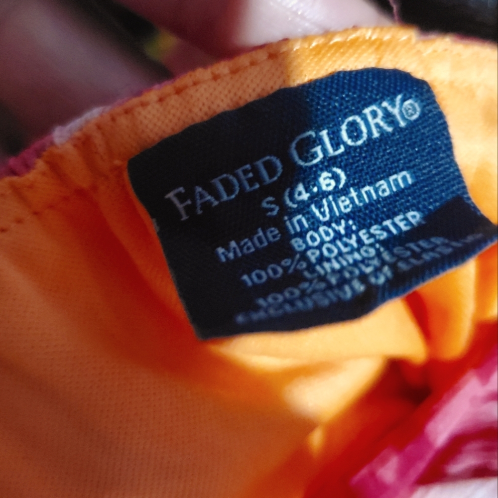 Dress - Picture 4 of 4